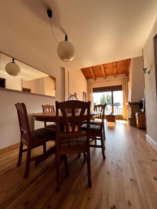 Apartamento Margalida En Cerler, Pirineo Huesca Ngoại thất bức ảnh